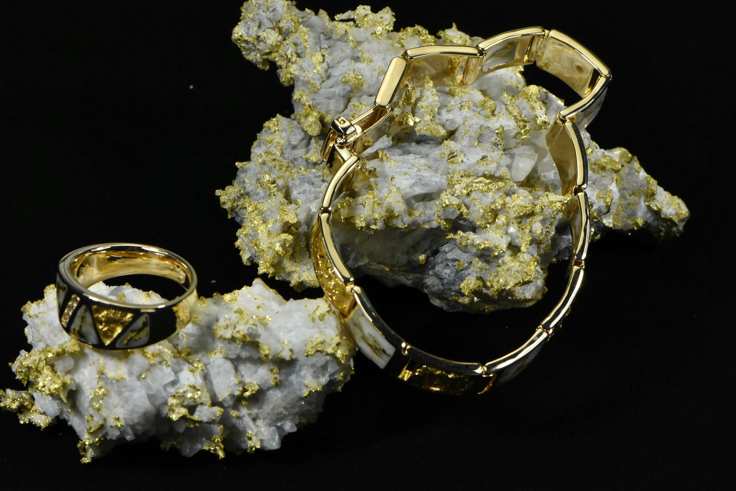 Jewelry - Gold Quartz