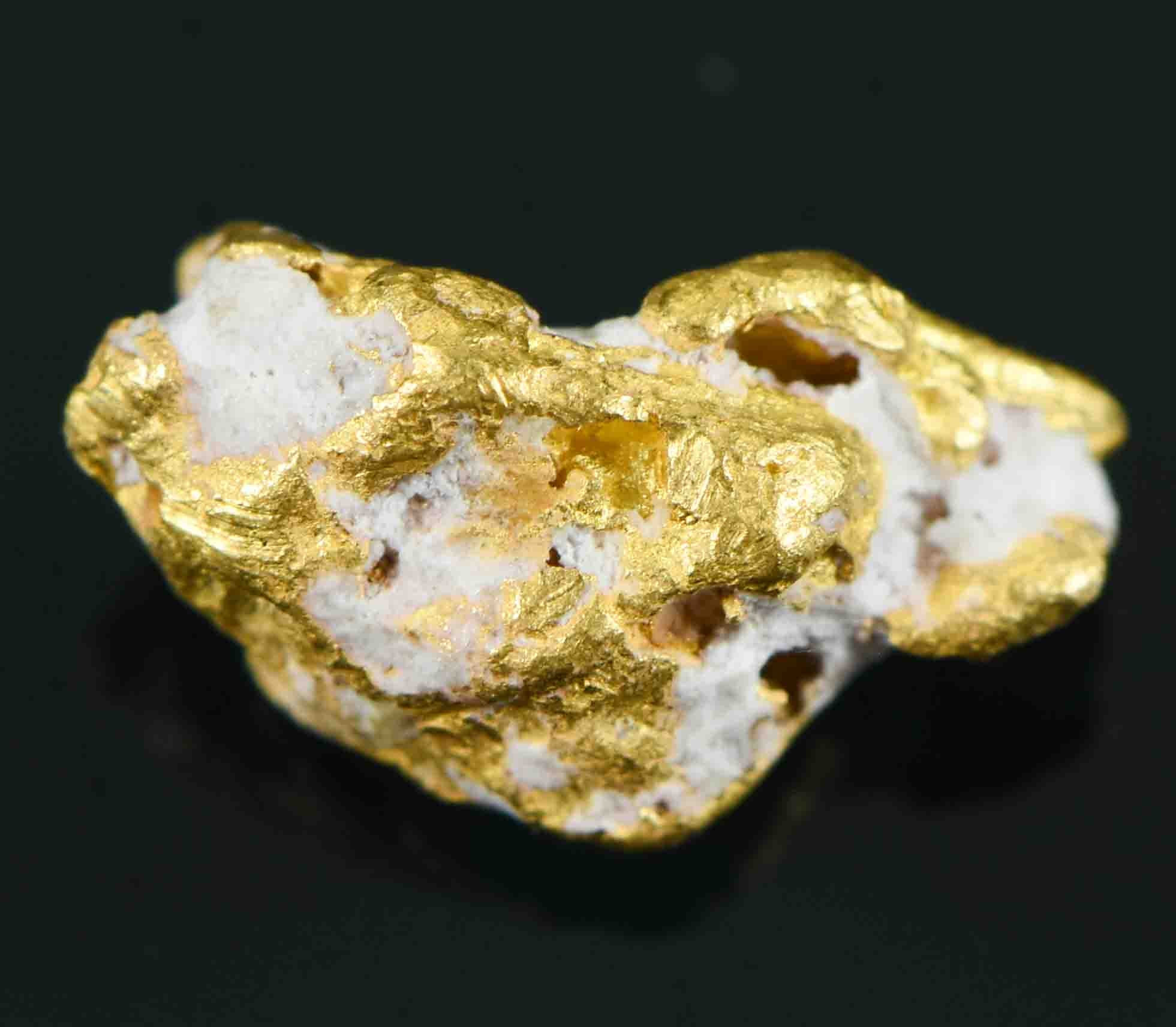 #18 Australian Natural Gold Nugget With Quartz Weighs 1.02 Grams.