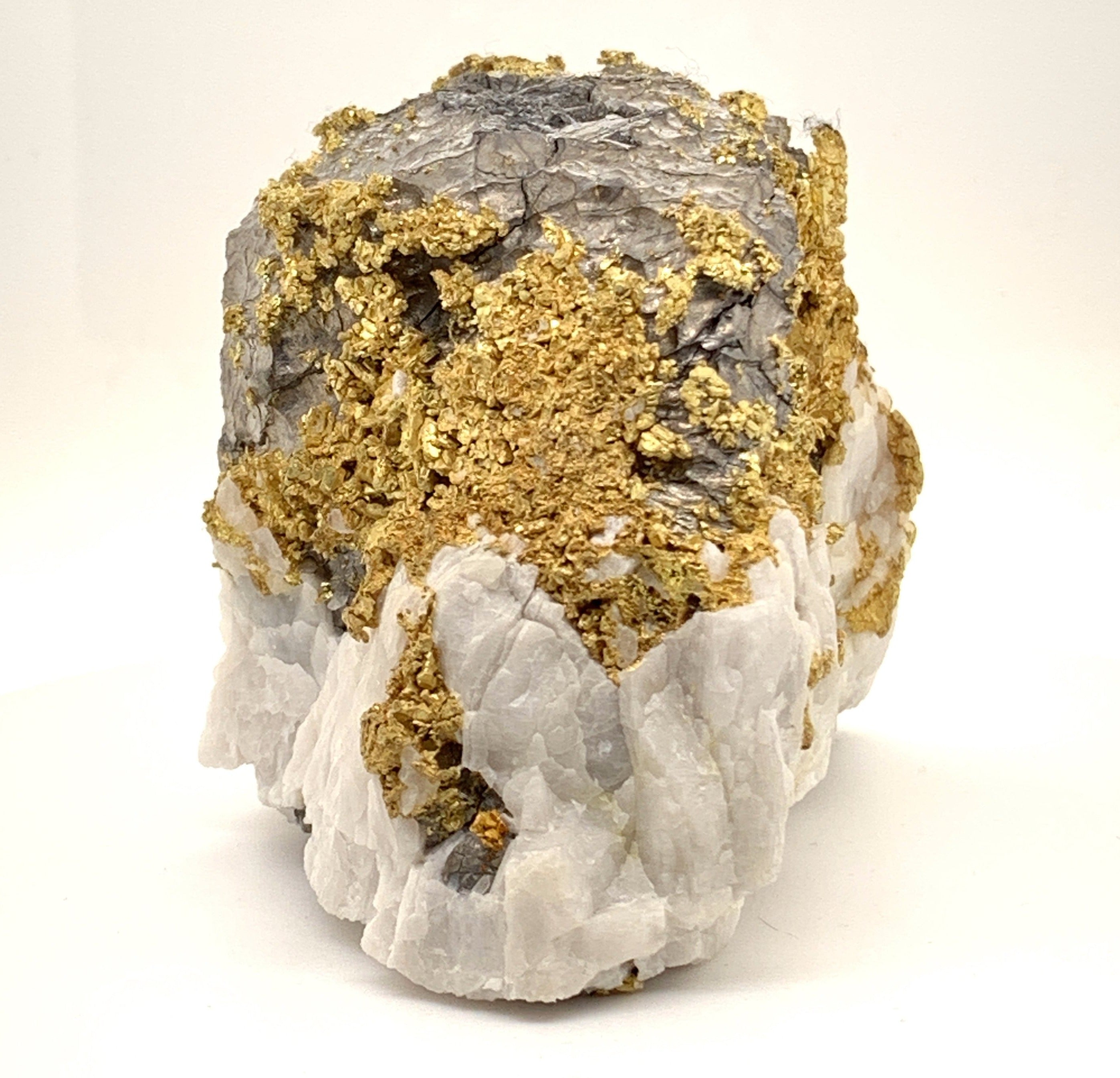 California Gold Bearing Quartz Rock  -Oriental Mine - Gross Wt 908.13 Grams Gold Wt 29.20 OZT