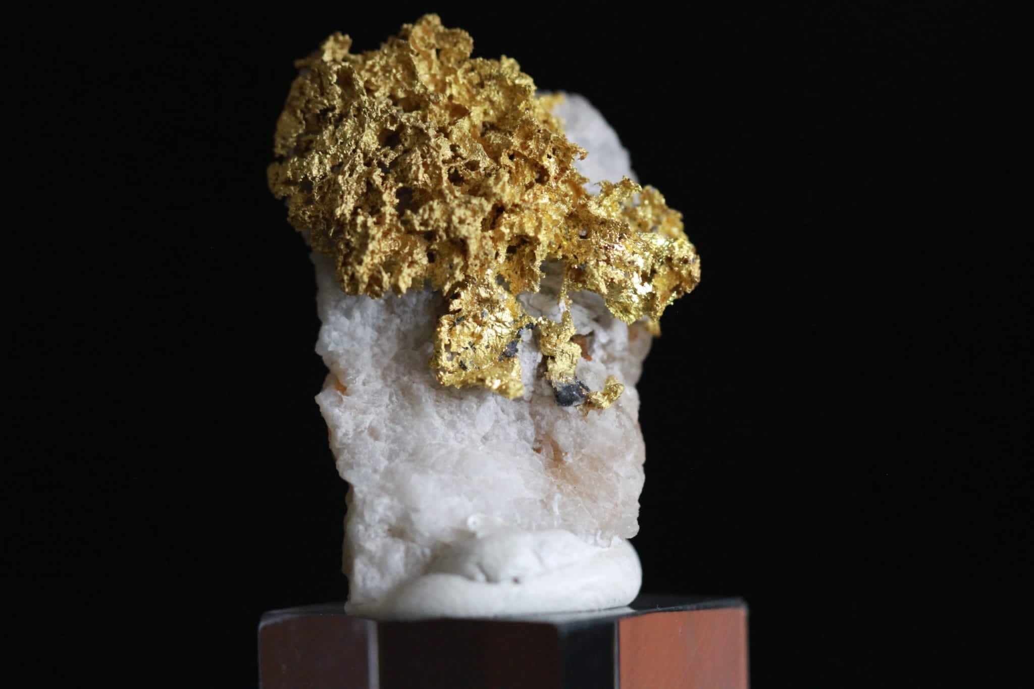 Rare Italian Crystalline Gold Quartz Nugget Specimen 10.29 Grams - Brussons Gold Mine