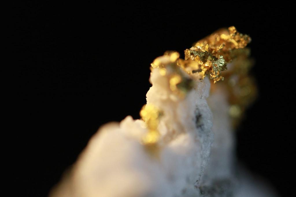 Rare Italian Crystalline Gold Quartz Nugget Specimen 58.70 Grams - Brussons Gold Mine