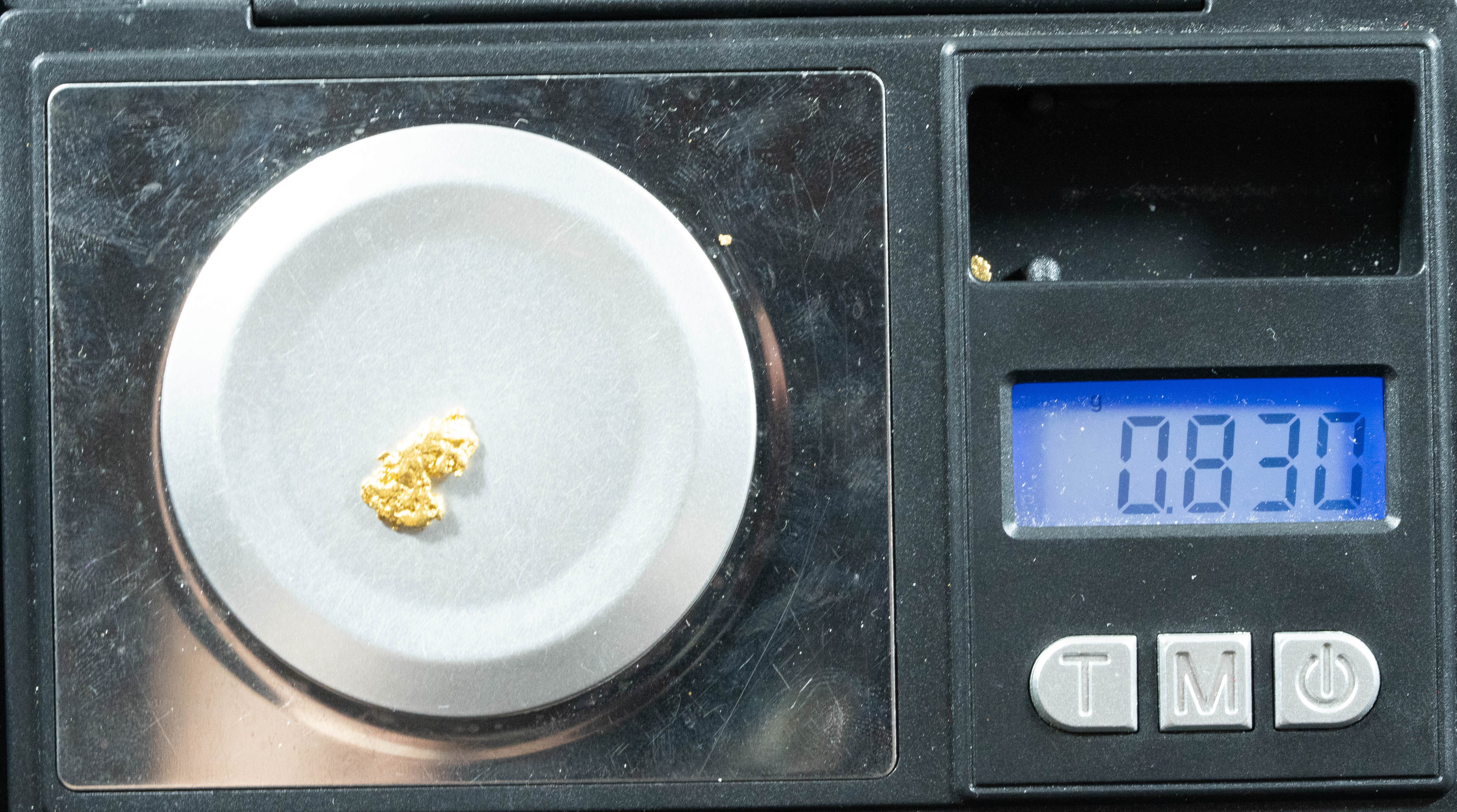 #775 Natural Gold Nugget Australian .83 Grams Genuine