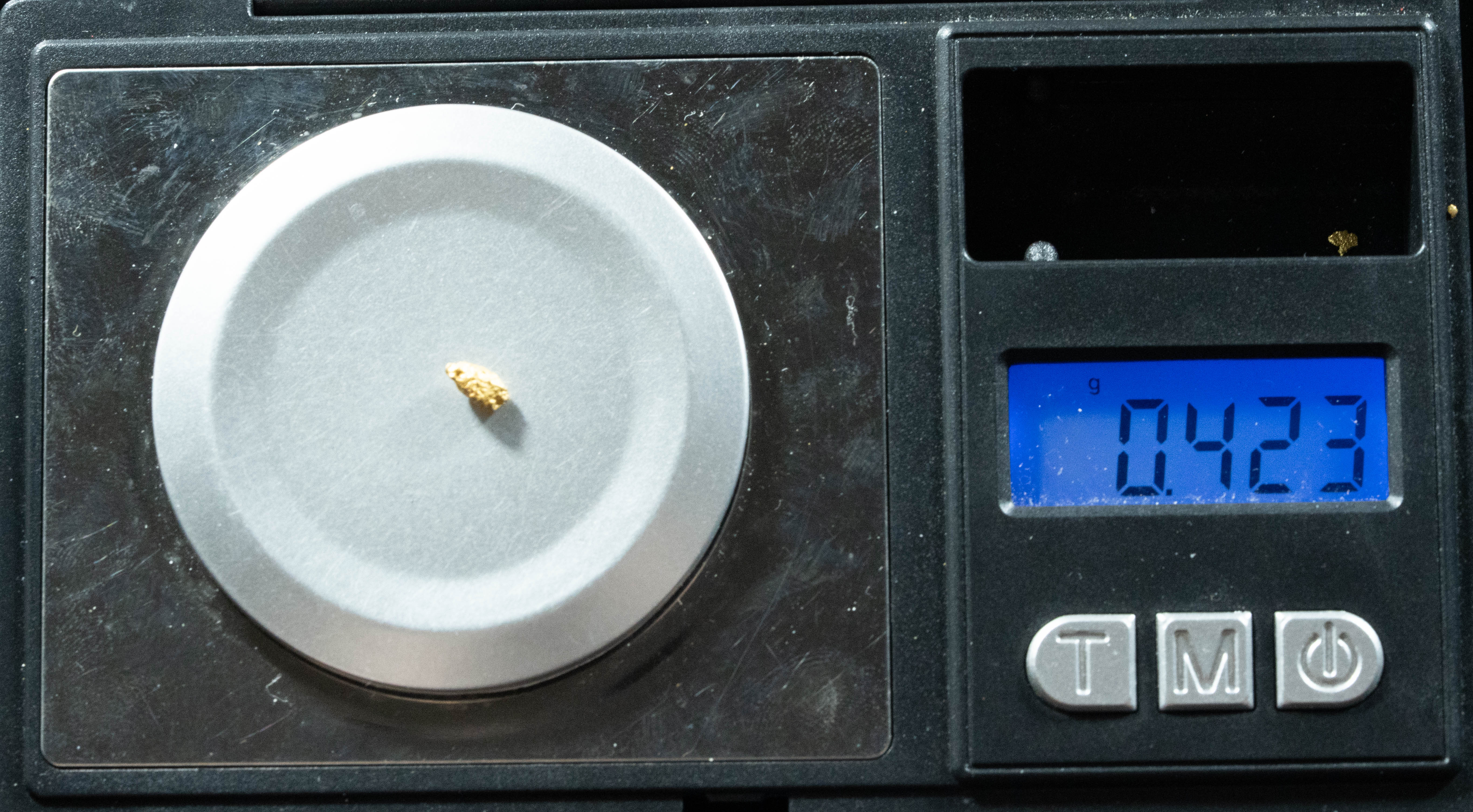 #820 Natural Gold Nugget Australian .423 Grams Genuine