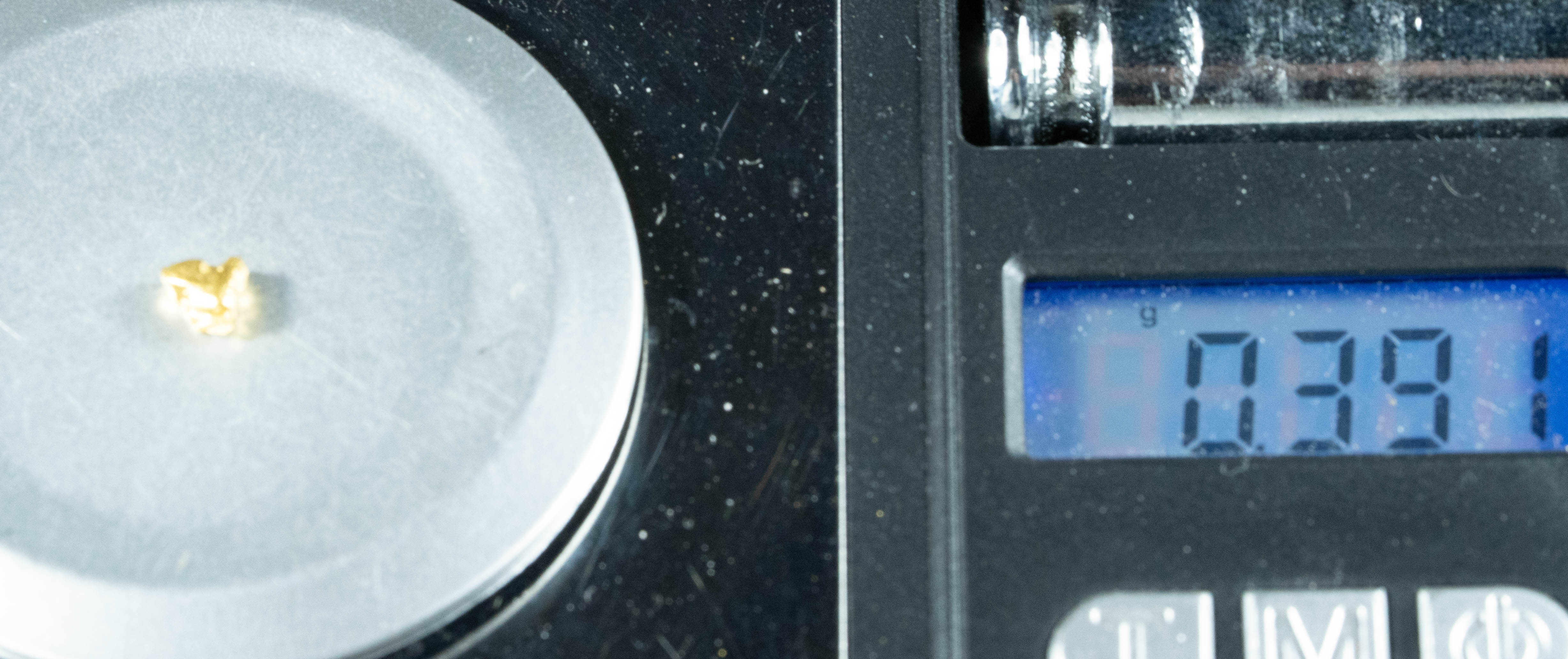 #762 Natural Gold Nugget Australian .39 Grams Genuine