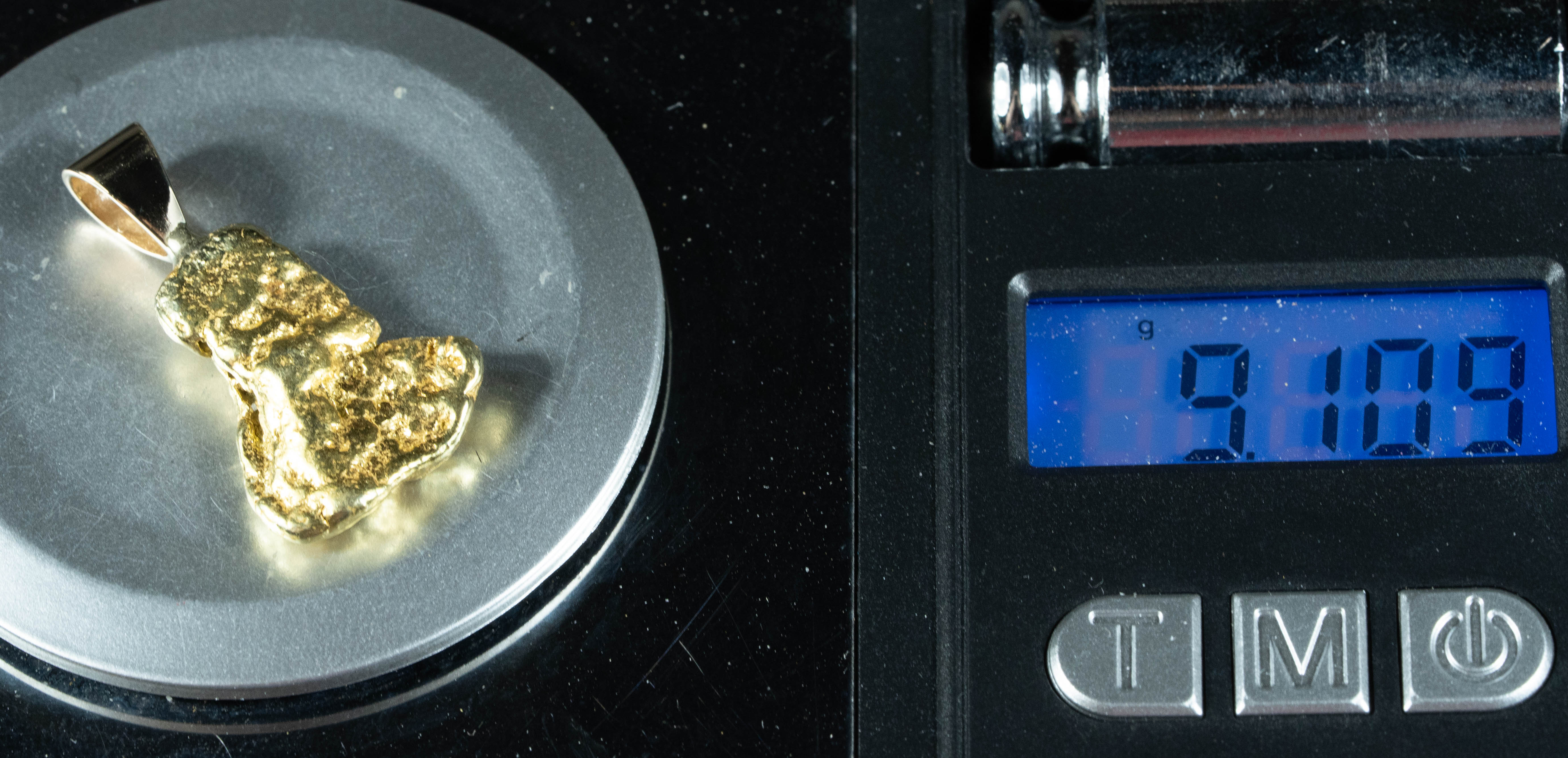 #633 Alaskan-Yukon BC Natural Gold Nugget Pendant 9.10 Grams Authentic