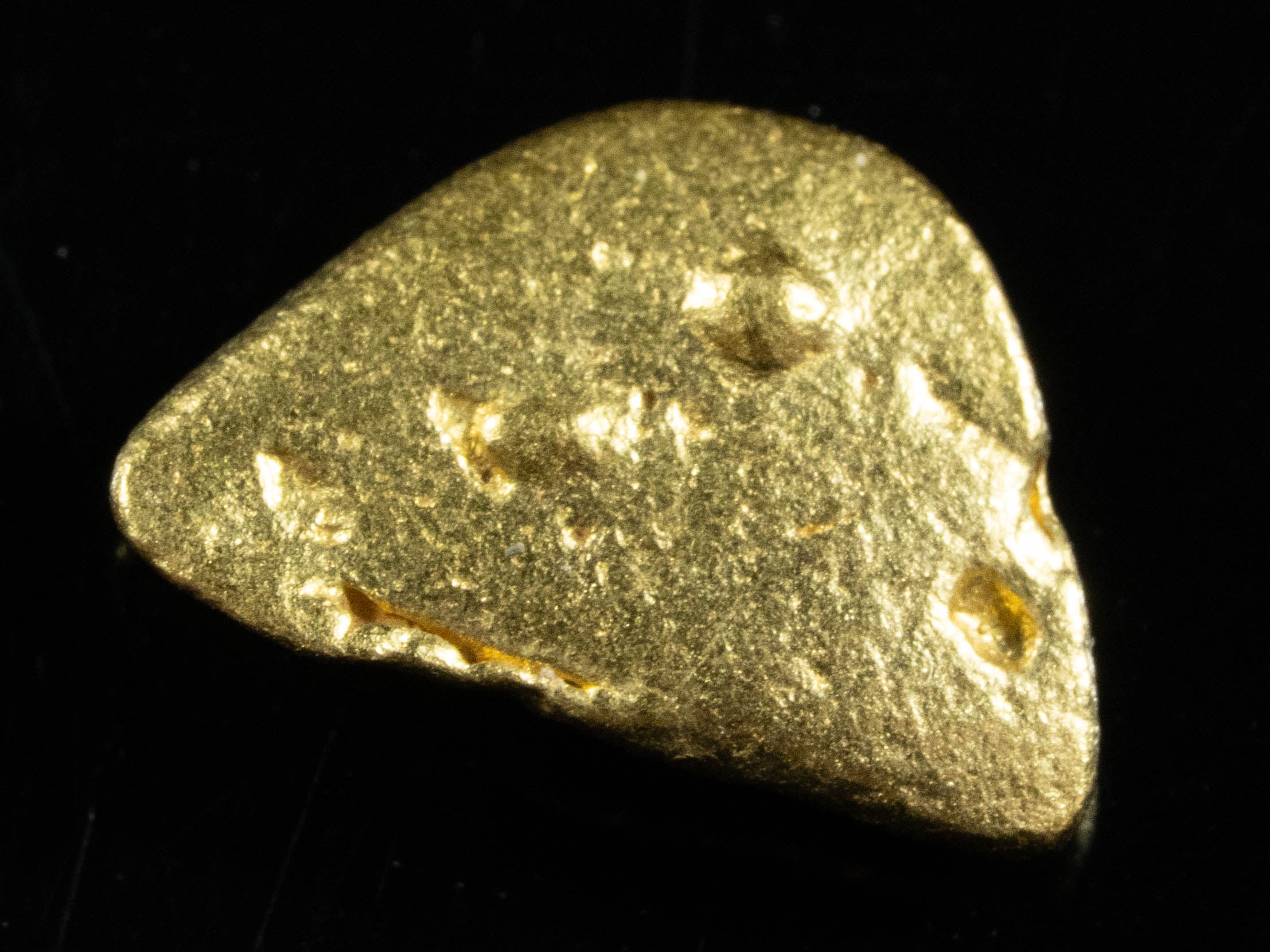 #824 Natural Gold Nugget Australian 1.84 Grams Genuine