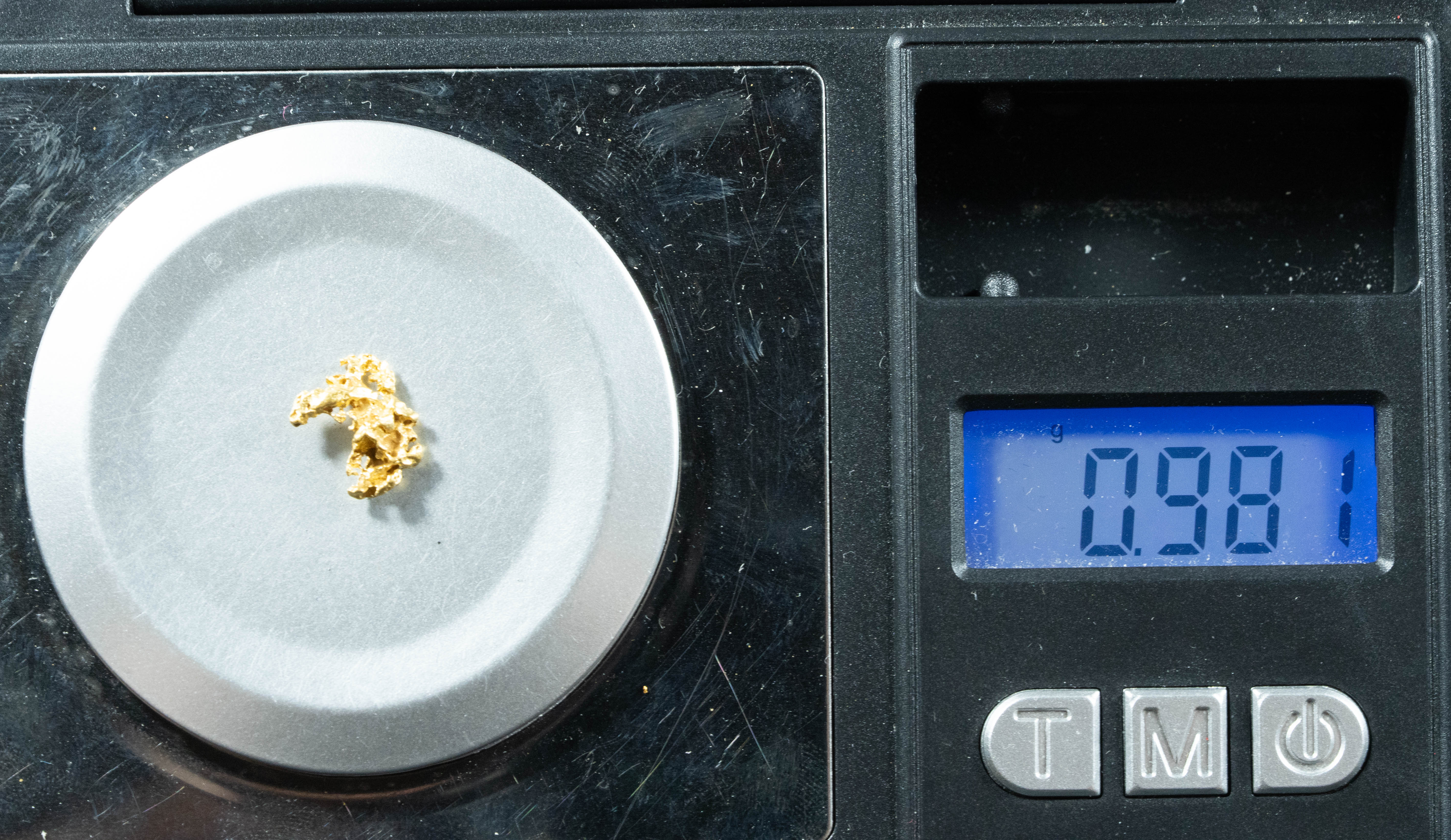 #735 Natural Gold Nugget Australian .98 Grams Genuine