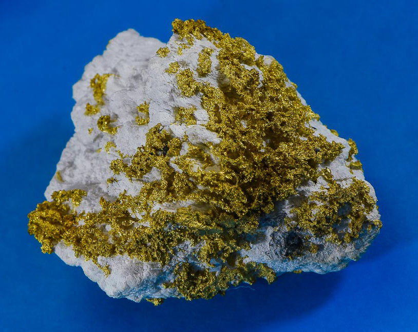 Large Gold Bearing Quartz Specimen Sierra Mining District California 298.37 Grams 9.59 OZ Genuine