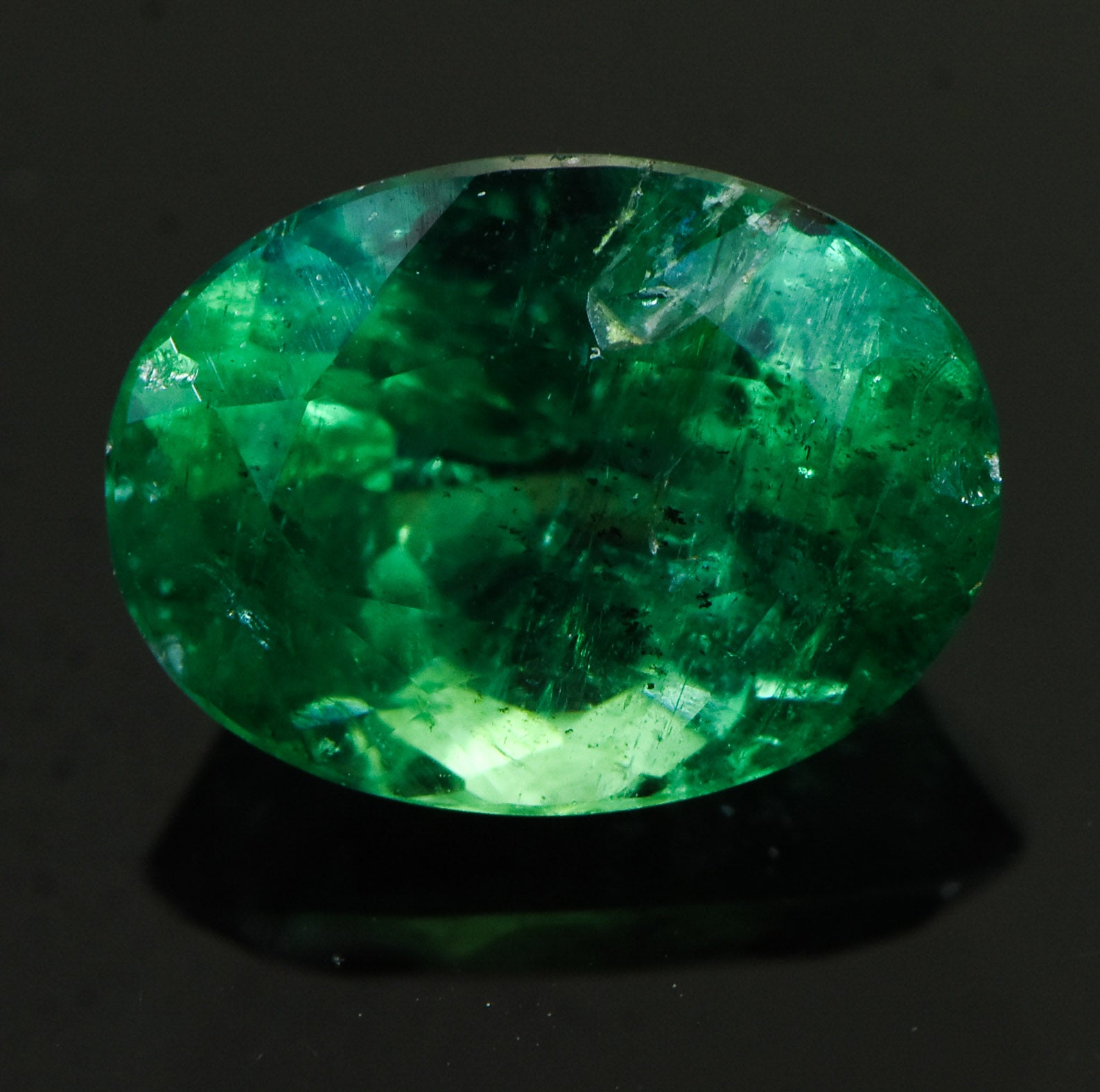 E2-Brazilian Natural Emerald 1.93ct