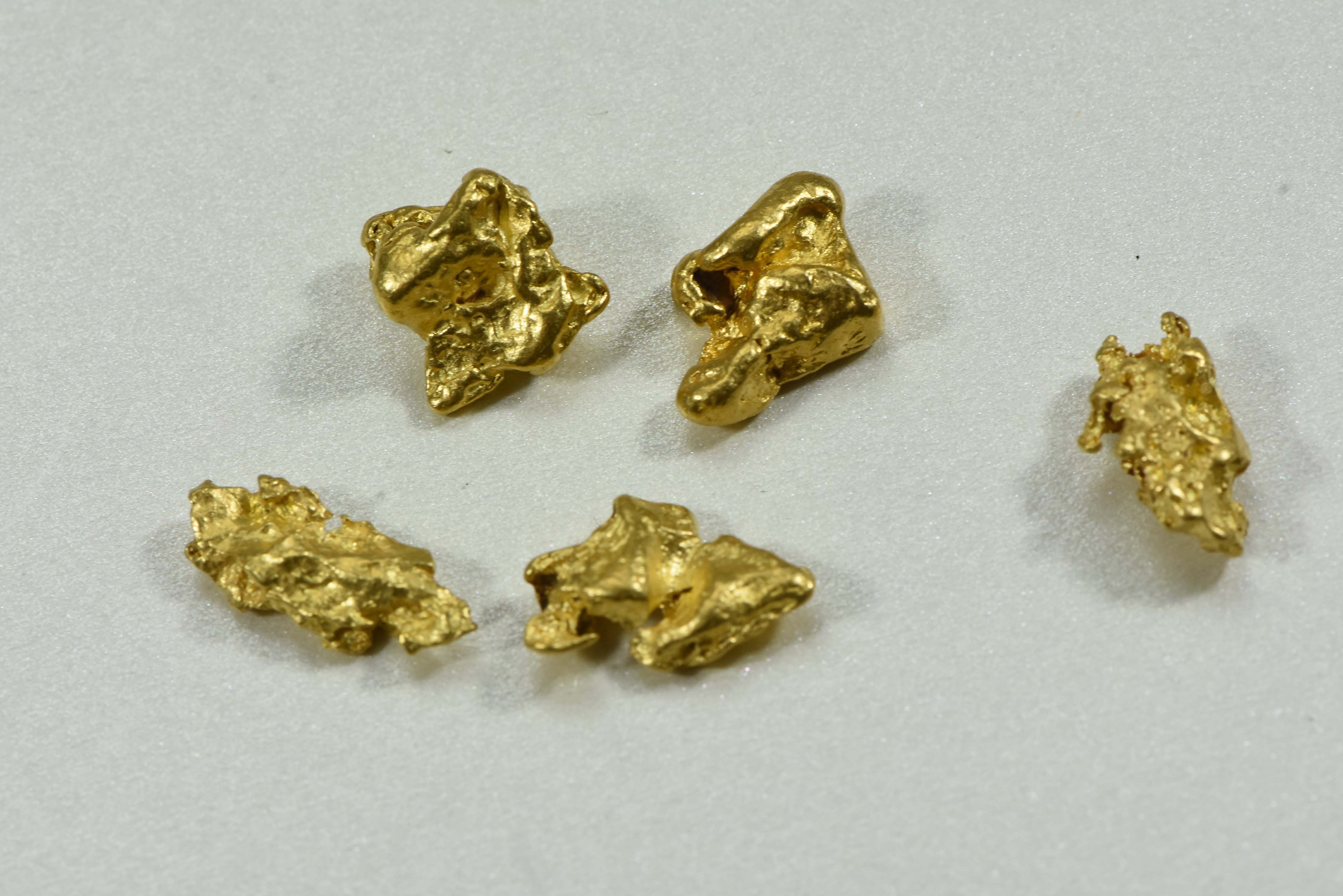 Australian Natural Gold Nuggets 15.55 Grams Genuine Half Troy Oz. Aussie 2-5