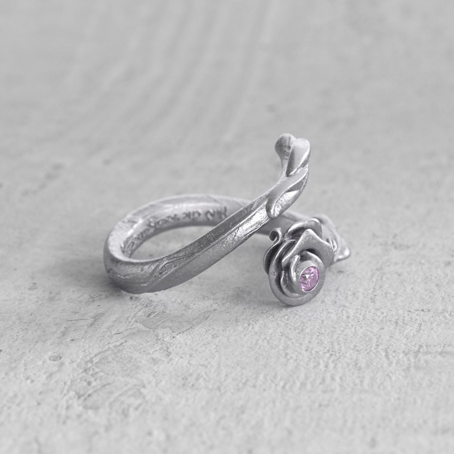 MYST Rose 0001 Ring